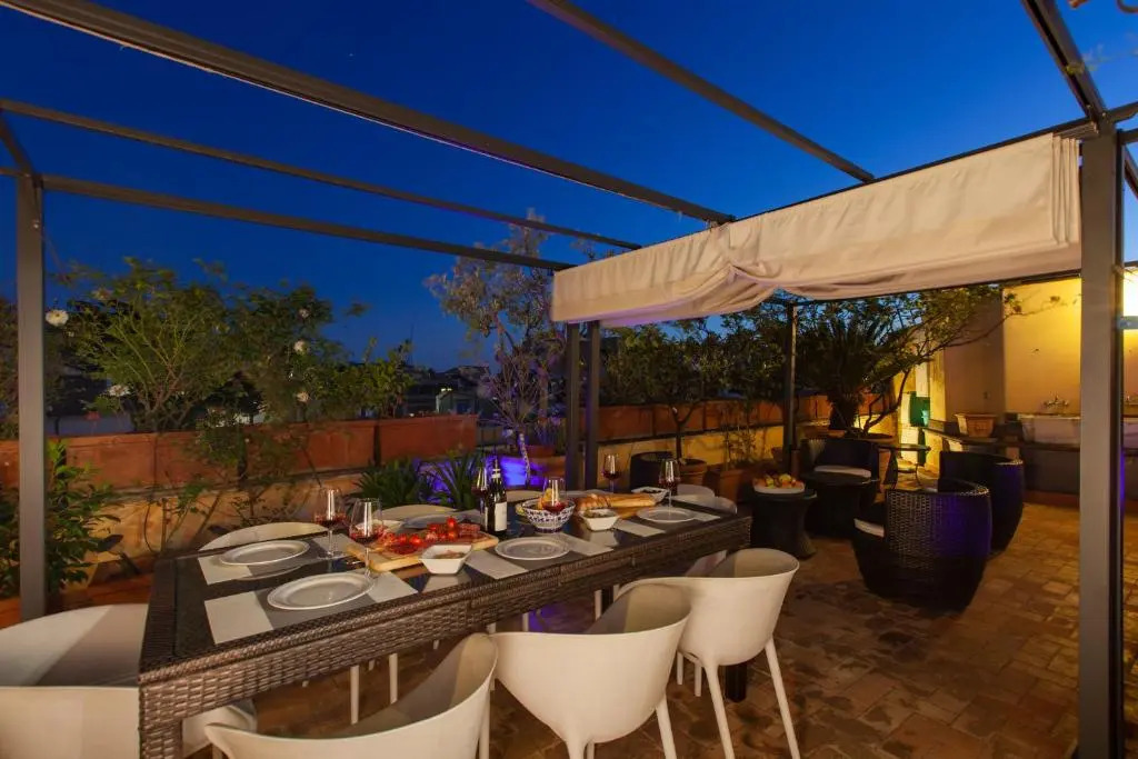 Habitat's Colosseum-Monti 4BR Penthouse with Terrace