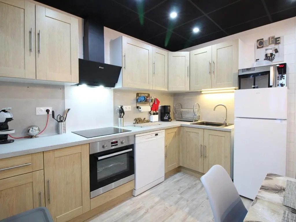 Appartement La Bourboule, 1 pièce, 5 personnes - FR-1-608-224