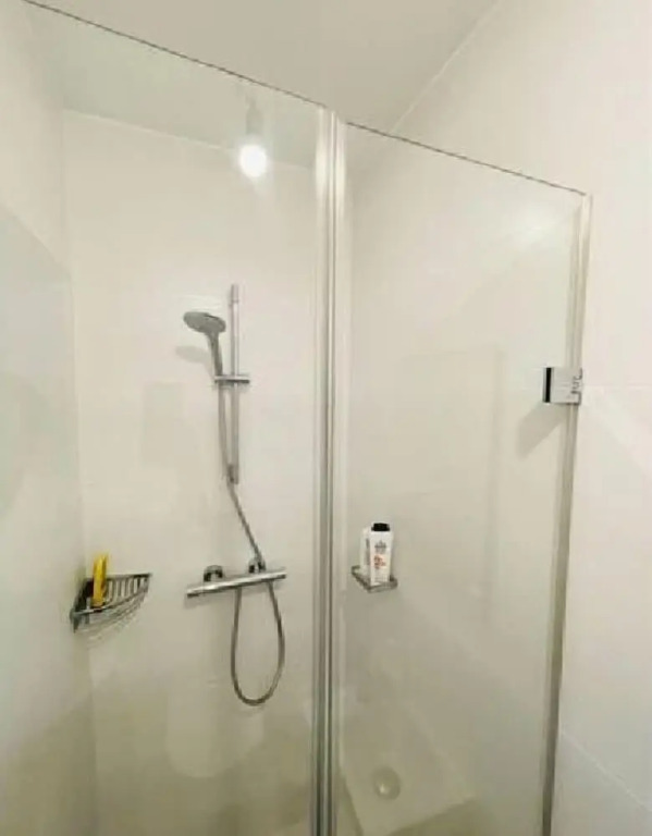 Cosy 1 bedroom in City Center w Terrace