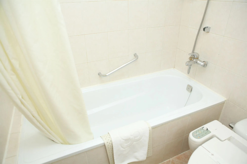 Gumi Century Hotel