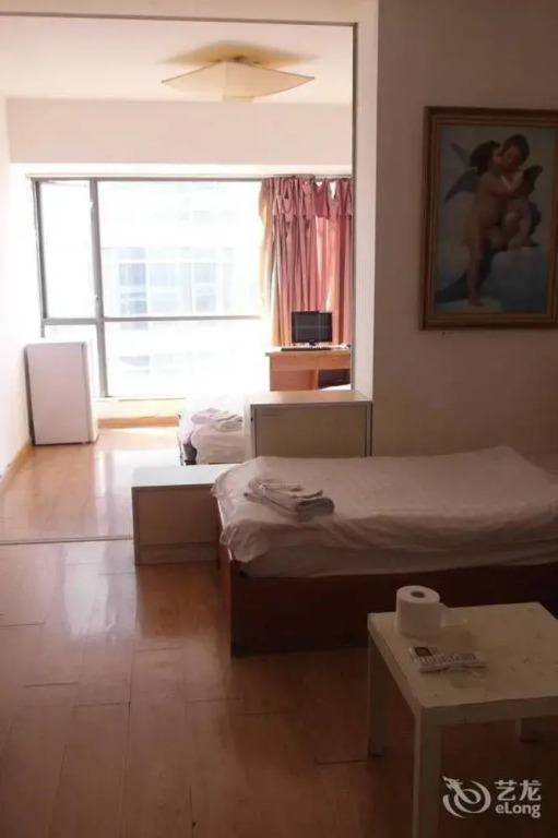 Meijia Apartment