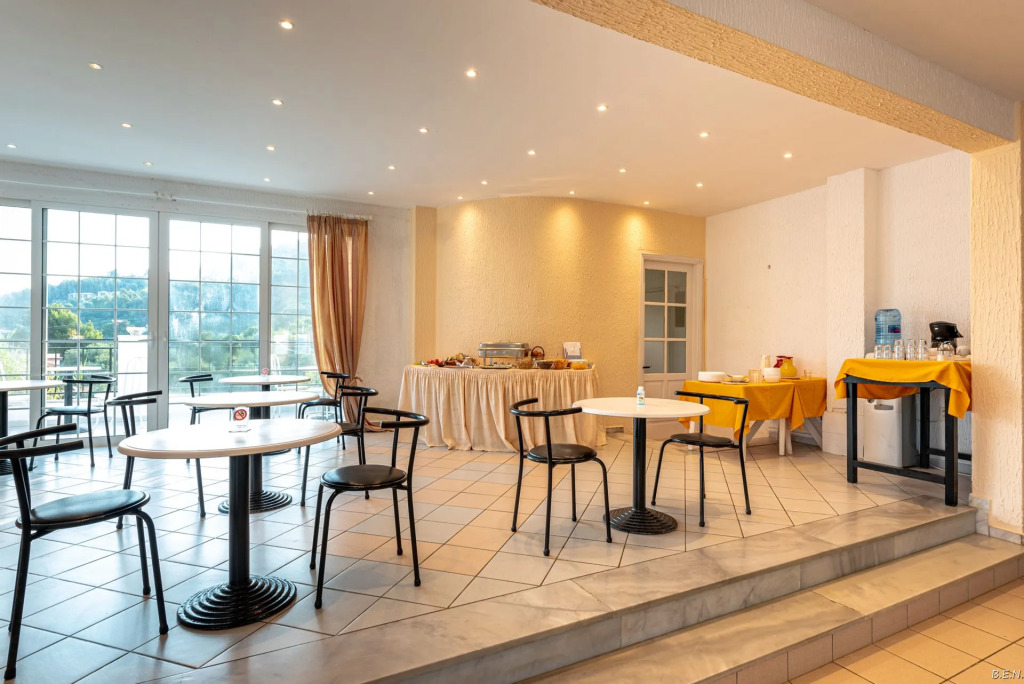 Anamar Skiathos Hotel