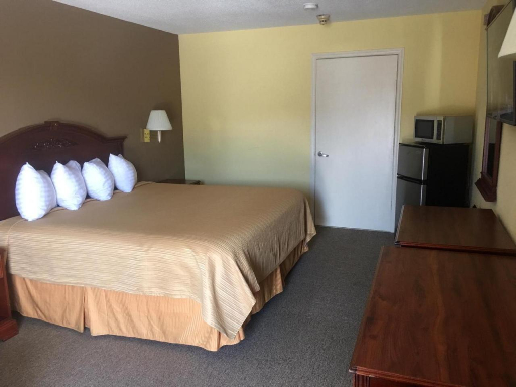 Americas Best Inn Hawkinsville