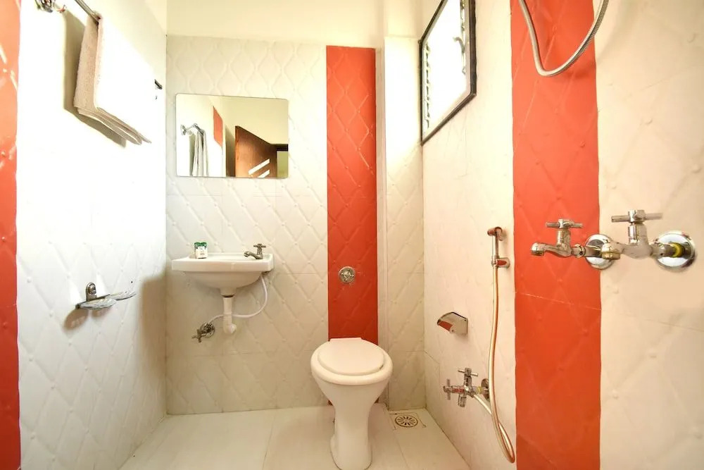OYO 7421 Hotel Relex