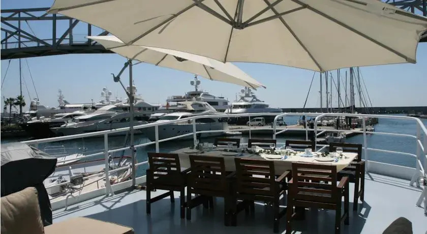 B&B Boat St. Katharine Barcelona