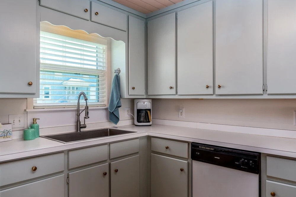Bridgeview Cottage - 2228 Mallard 3 Bedroom Home by RedAwning