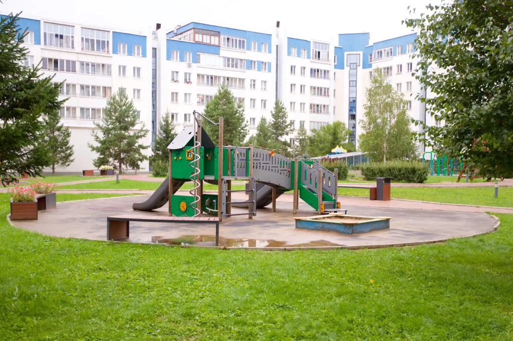 ApartmentFly (АпартментФлай) на улице Петра Ломако 14