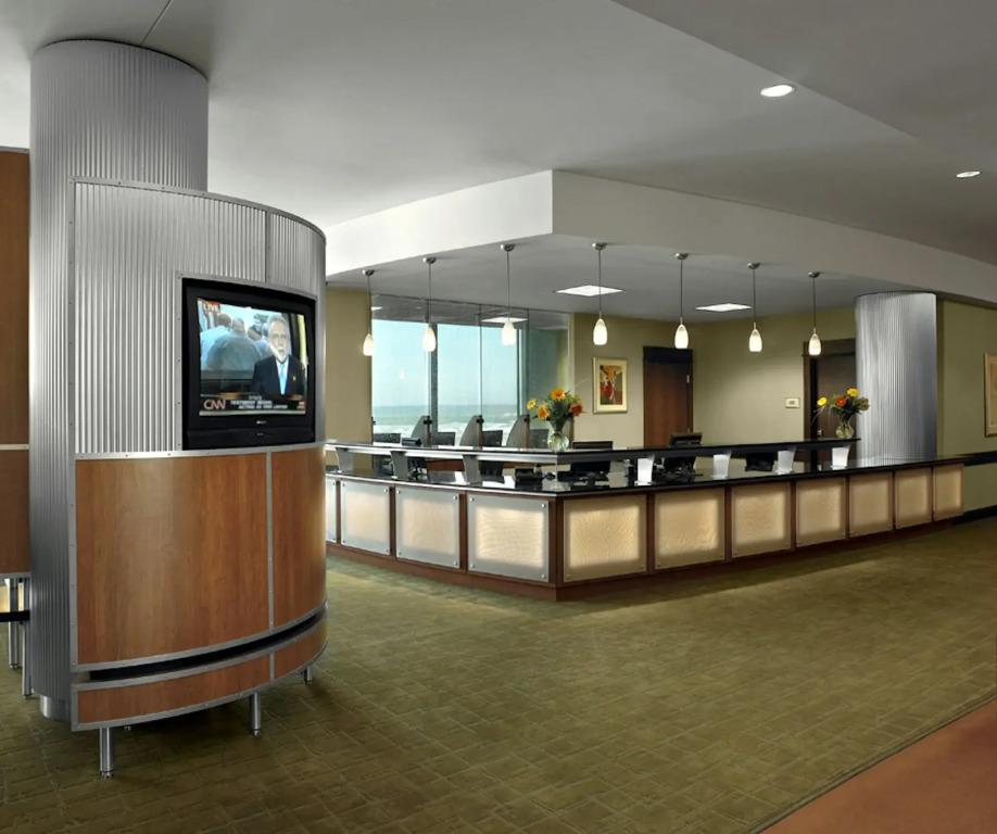 DoubleTree by Hilton Hotel & Executive Meeting Center Omaha-Downtown