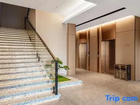 Homeinn PLUS (Zhangjiajie National Forest Park Branch)