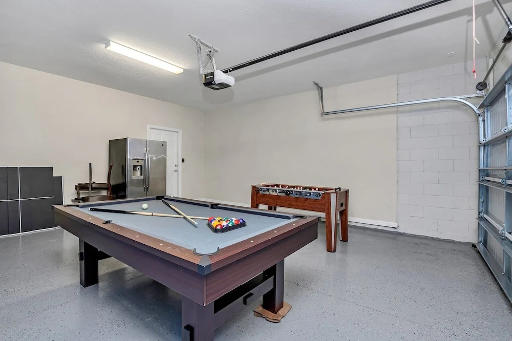 Perfect Location, Beautiful and Spacious 8BD Home, Free Waterpark! #8so884