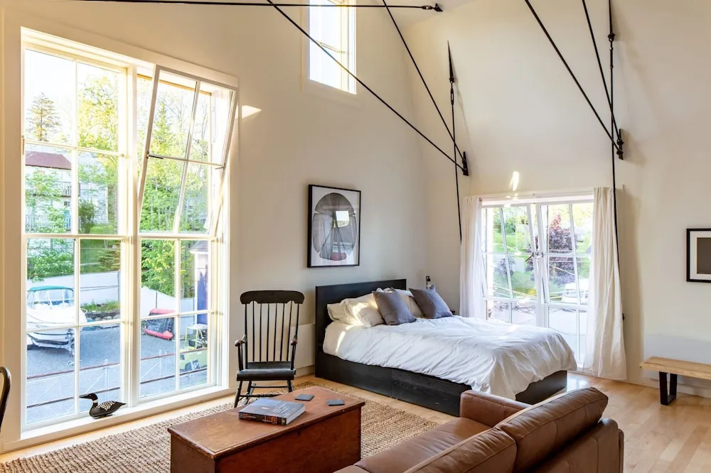 B2 Lofts