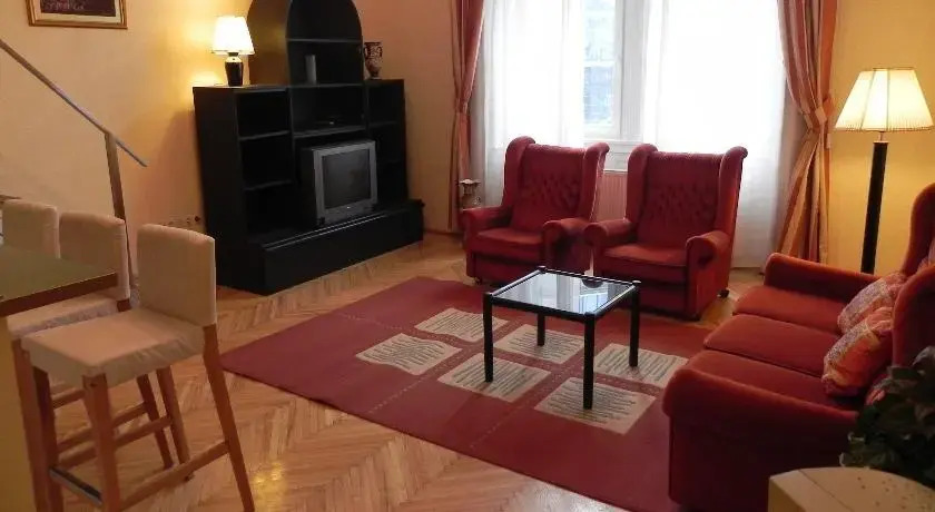 Gina Apartment