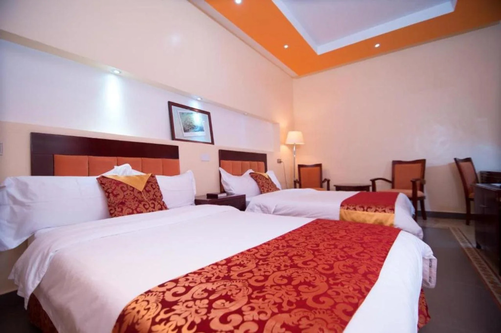 Falcon Heights Hotel