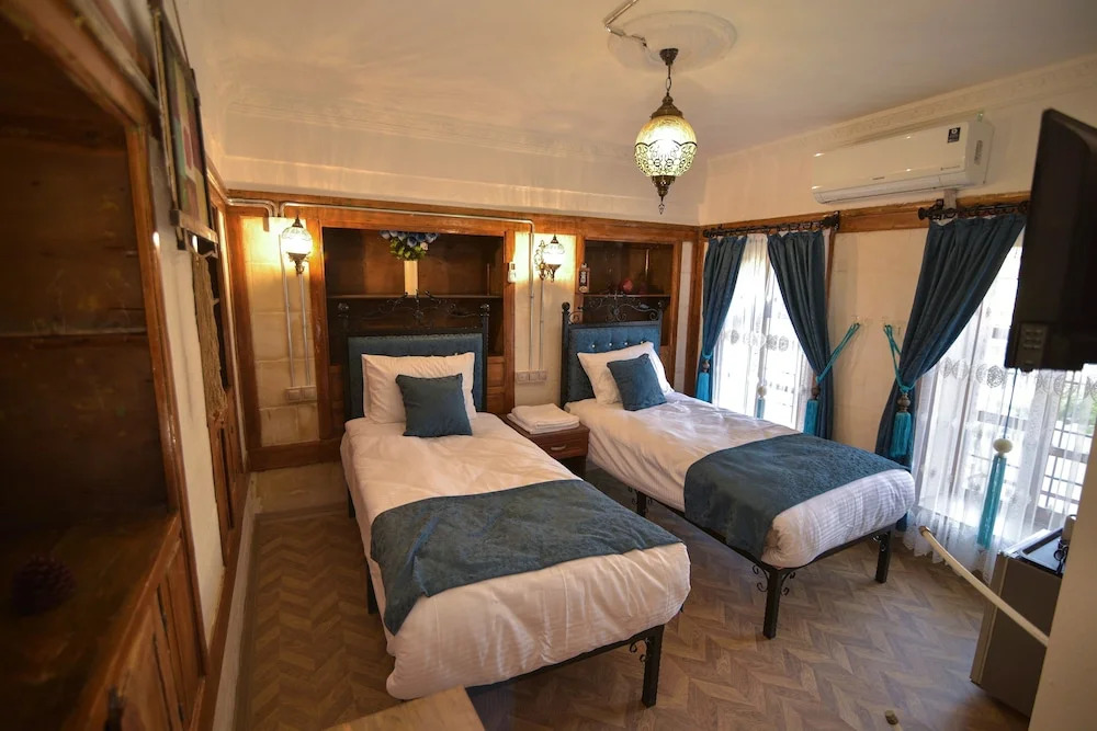 Doğanbey Konaği