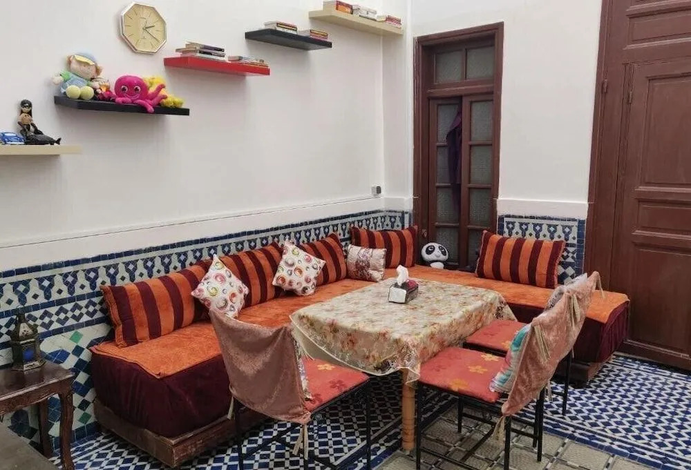 Sendis Hostel