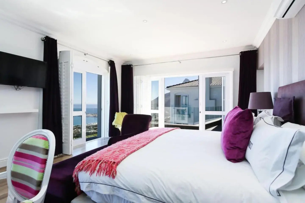 34 Theresa Avenue - Spectacular Villa with Panoramic Views