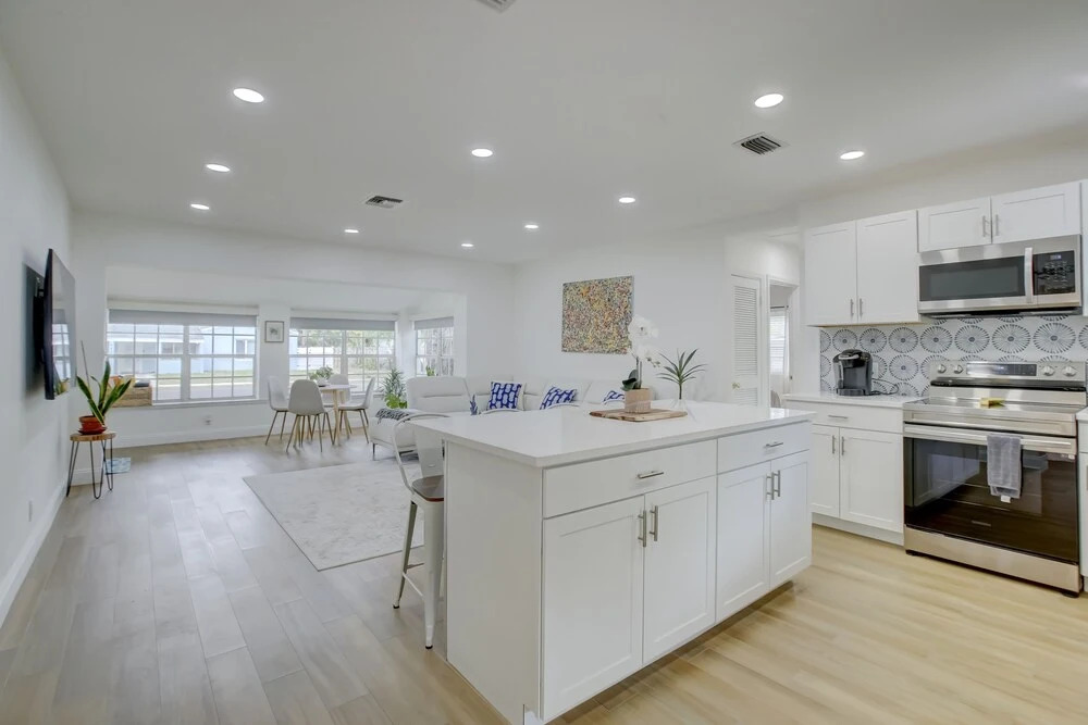 Madrina's Cozy 3BR-1BA Spacious Backyard