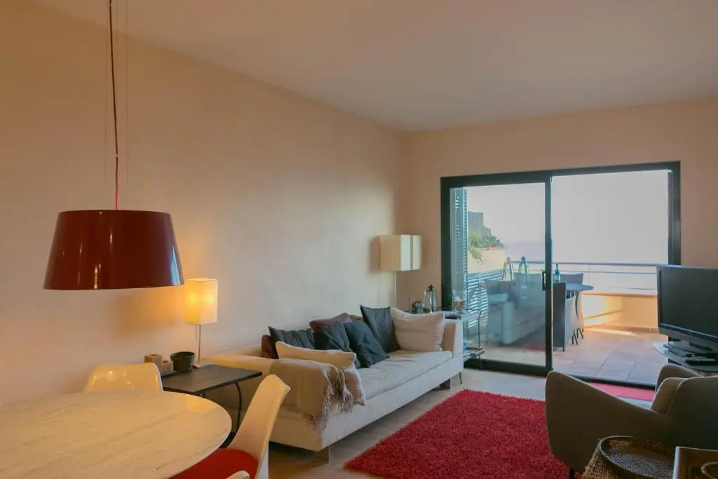 2 Bedroom Apartment in Sa Punta, Begur- Sea Views, Terrace, Pool And Access To the Beach (Ref:H29)