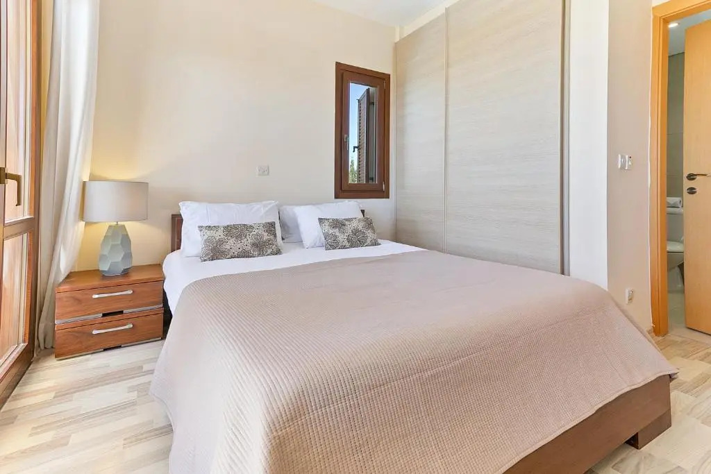 2 bedroom Apartment Thalassa with sea and sunset views, Aphrodite Hills Resort