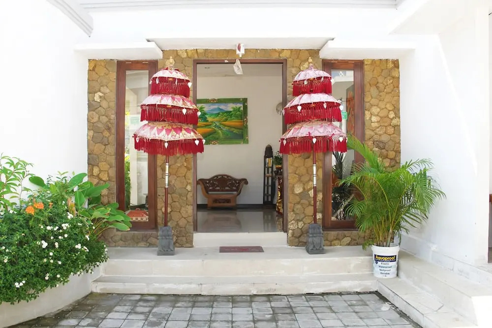Airy Seminyak Kerobokan Tangkuban Perahu Tunjung Dua Bali