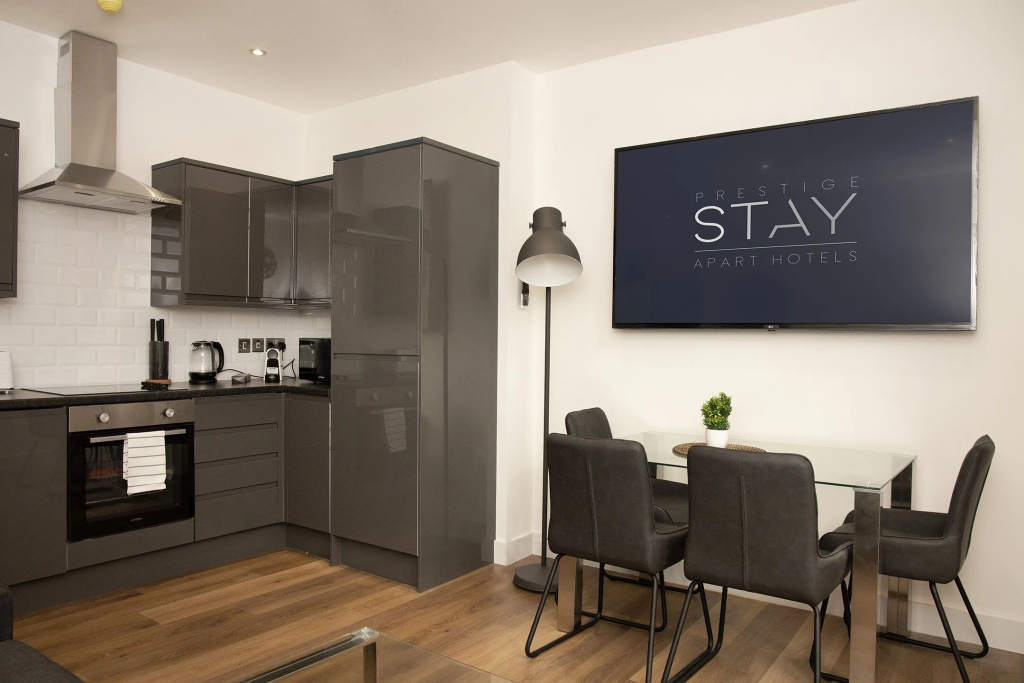 Lord Street Apartments By Happy Days