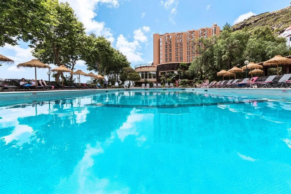 Baía Madeira Hotel