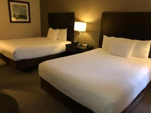 The Admiral Inn & Conference Center