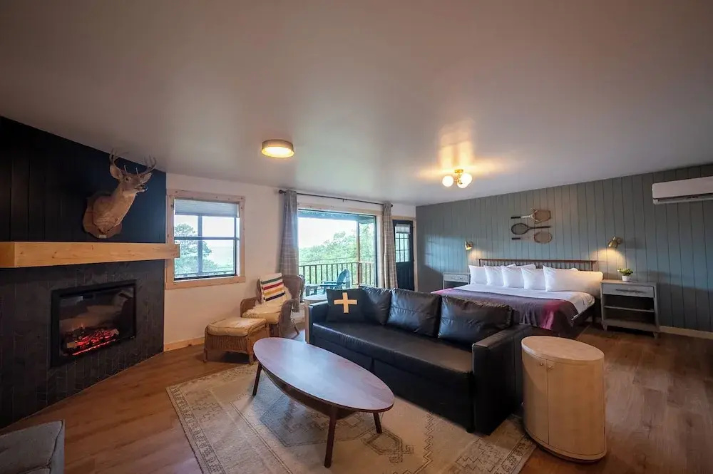 The Woodsman Lodge