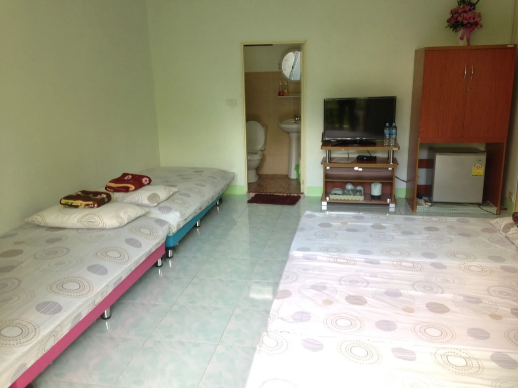 Ruentonnum Amphawa