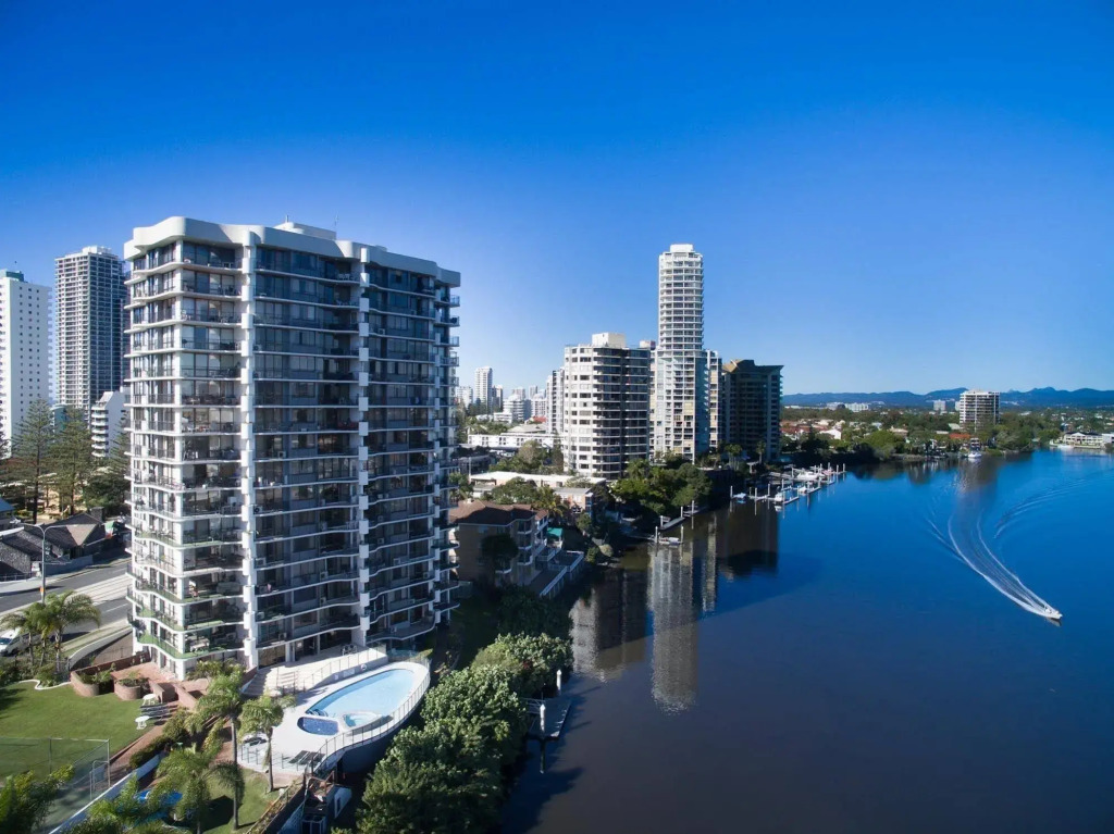 Silverton Apartment Resort Surfers Paradise