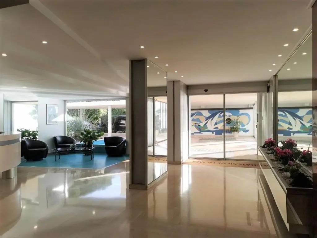 Appartement Cannes la Bocca, 1 pièce, 2 personnes - FR-1-609-19