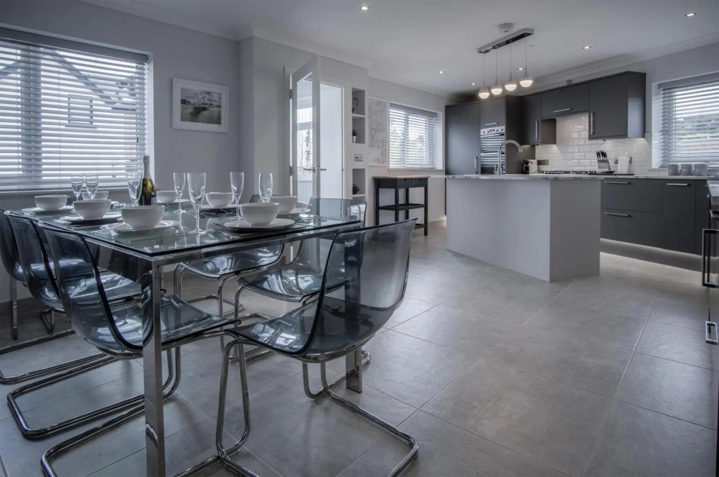 Gower View - 4 Bedroom Luxurious Holiday Home - Saundersfoot