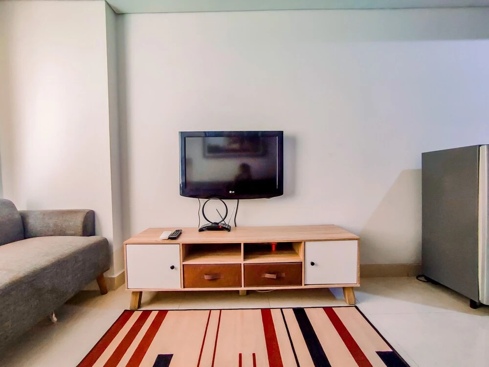 Cozy And Comfort Stay 1Br Apartment At Warhol (W/R) Residences