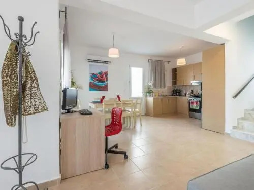 Holiday home 3 bedrooms - Gennadi
