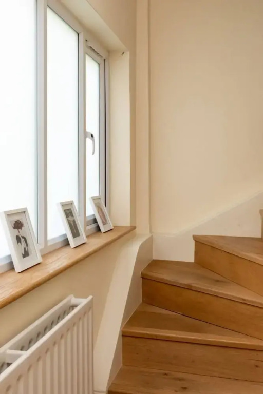 Modern and Bright 3 Bedroom House in Paddington