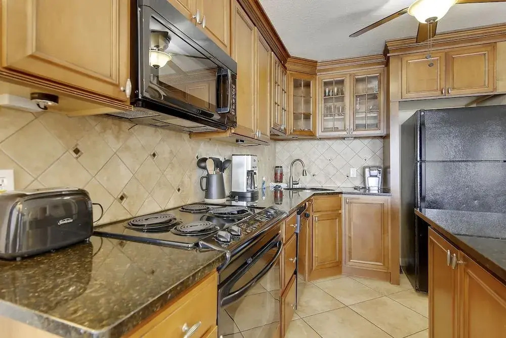 Seascape 1108 - 2 Br Condo