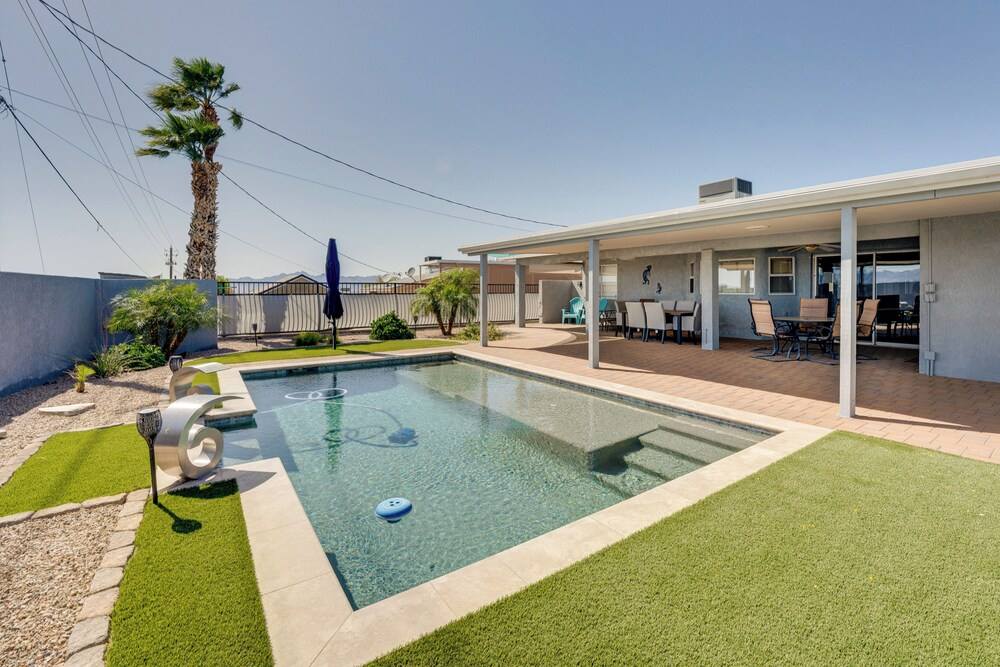 Pool & Views: Pet-friendly Lake Havasu Gem