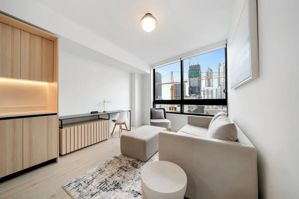 District 225 Condo by Ionica