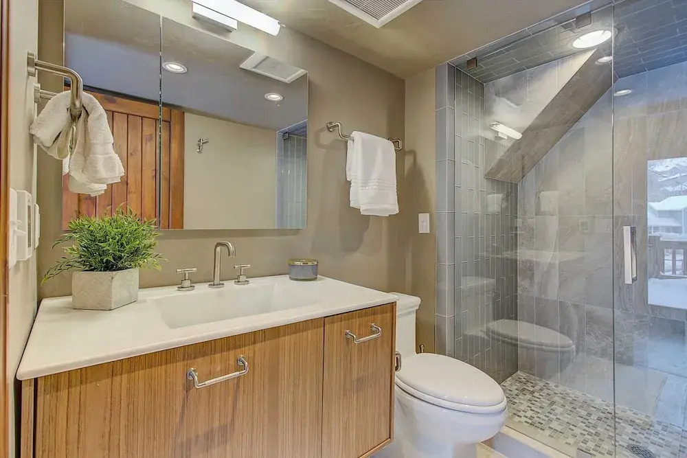 Hillside Overlook by Avantstay Quiet Mountain Getaway w/ Incredible Views!