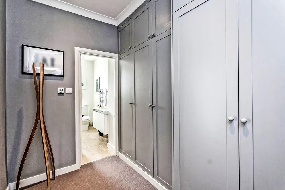 Elegant Shepherds Bush Home by Kensington Olympia