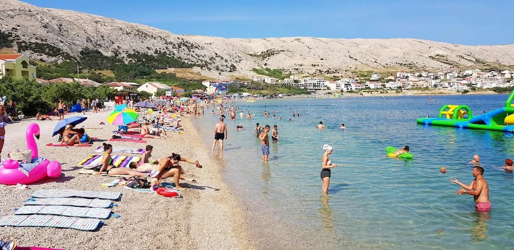Apartment With one Bedroom in Pag, With Wonderful sea View, Enclosed Garden and Wifi - 100 m From the Beach