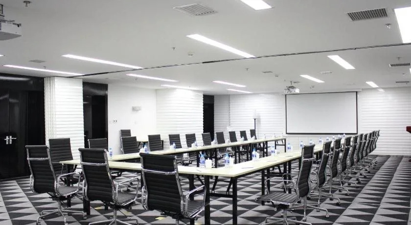 Tianjin Tangram Hotel