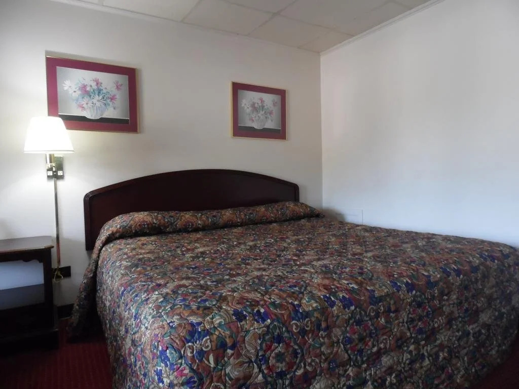 Tazewell Motel