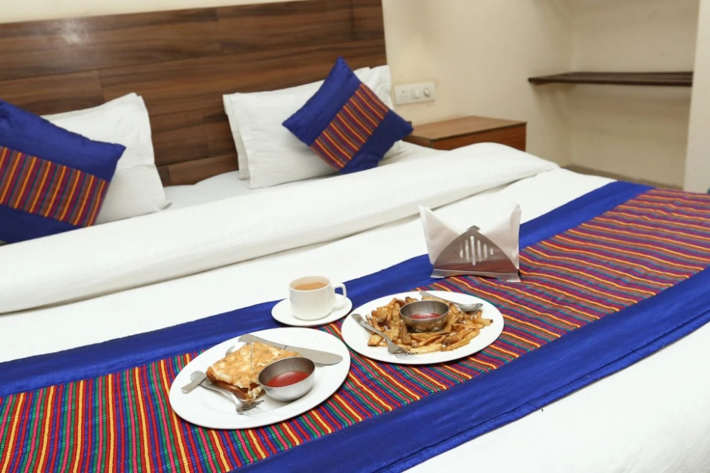 Hotel Sarthi