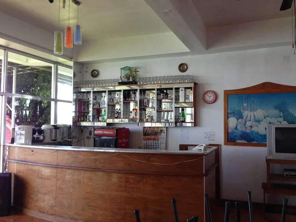 Ladaga Inn & Restaurant