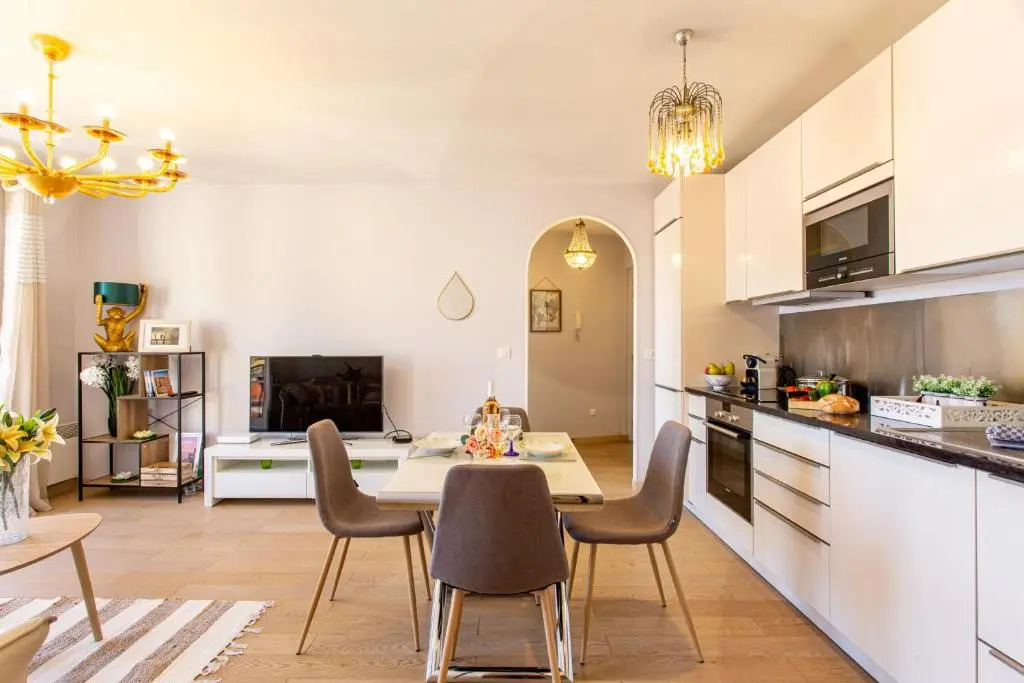 Providence - ELEGANT F3, VUE INCROYABLE, BALCON,ASCENSEUR, WIFI
