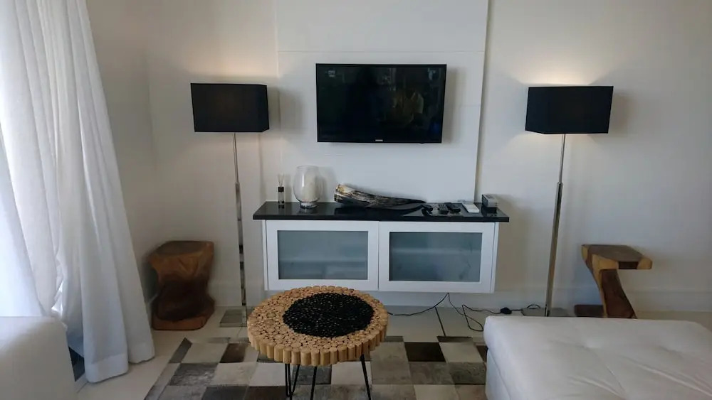 807 Mirage