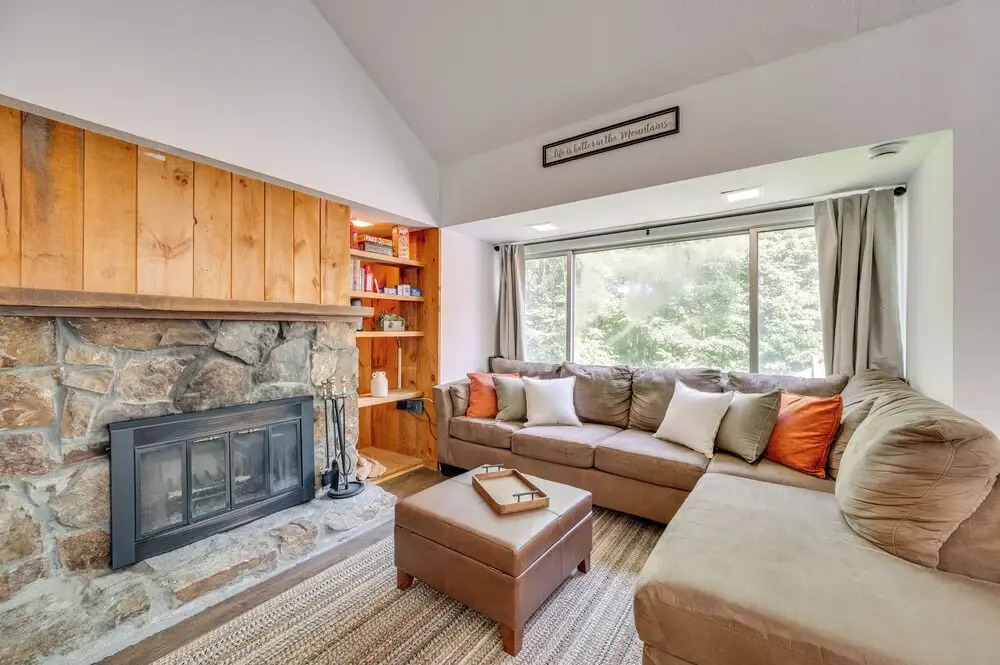Summer Fun! Resort Condo 18 Mi to Kancamagus Hwy