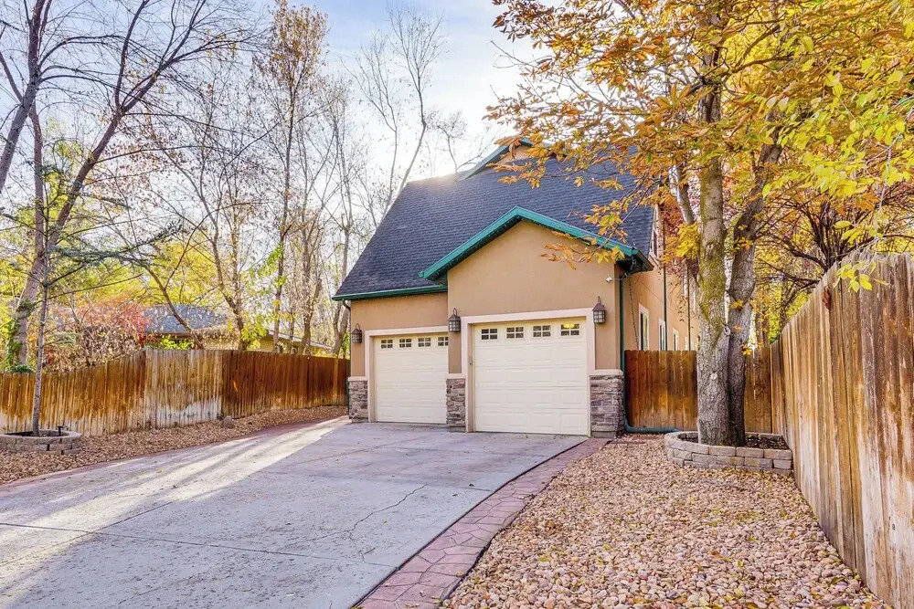 Secluded Home w/ Hot Tub & Mountain Views!