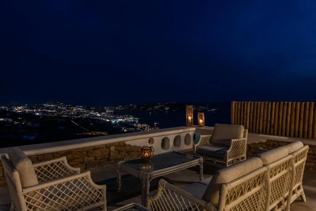 Mykonos Divino